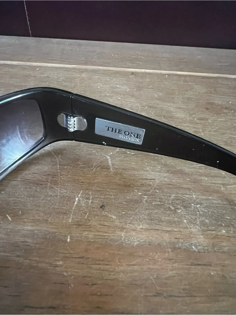 Hoven The One Sunglasses-Grey polarized lenses.
